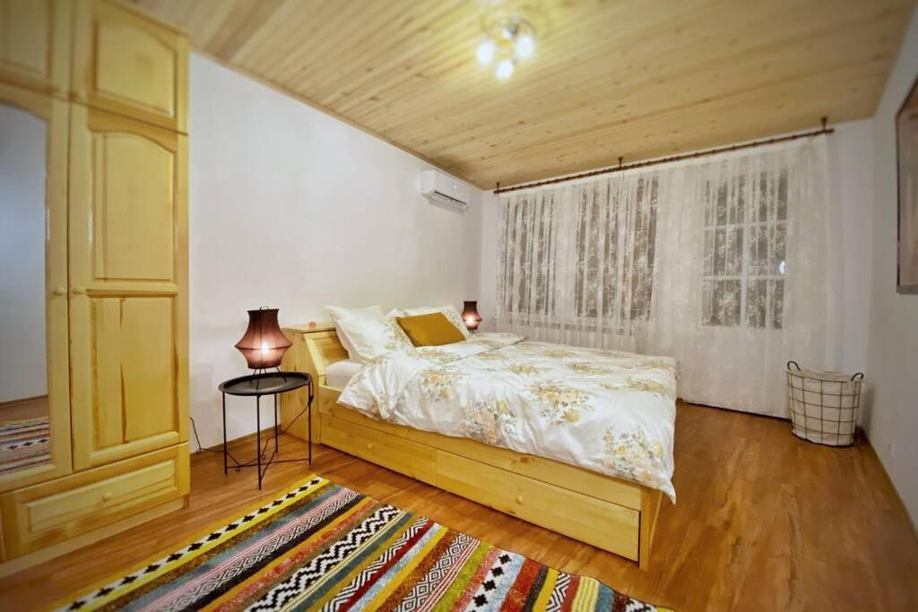 The Secret Lodge- New With Private Garage, Entire House Veliko Tarnovo Exterior photo