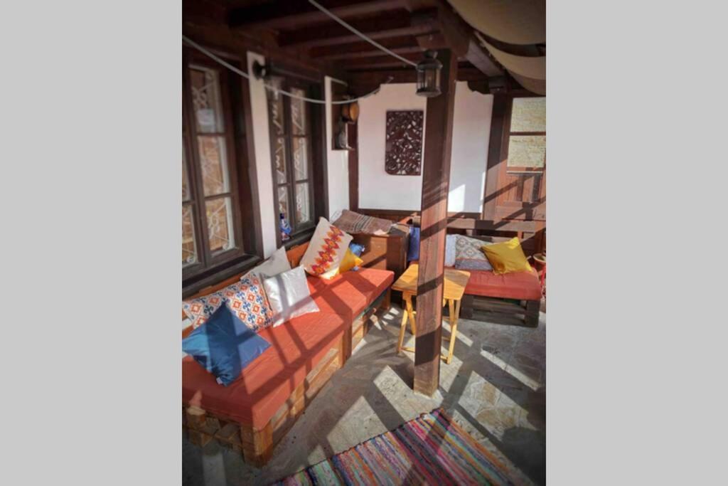 The Secret Lodge- New With Private Garage, Entire House Veliko Tarnovo Exterior photo